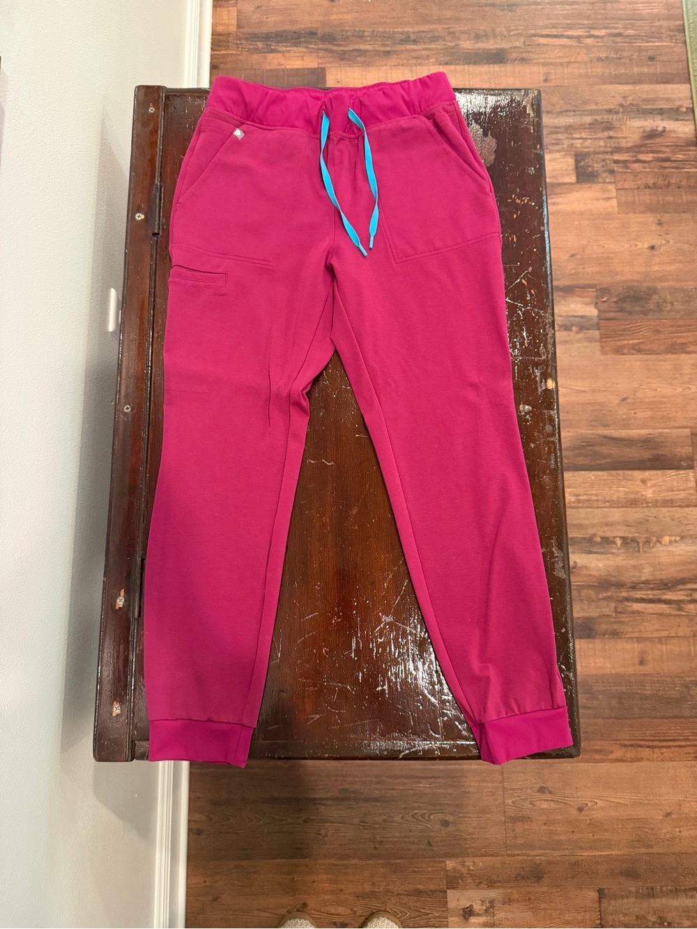 POPViolet Magenta jogger scrub pant with Contrast Teal Drawstring